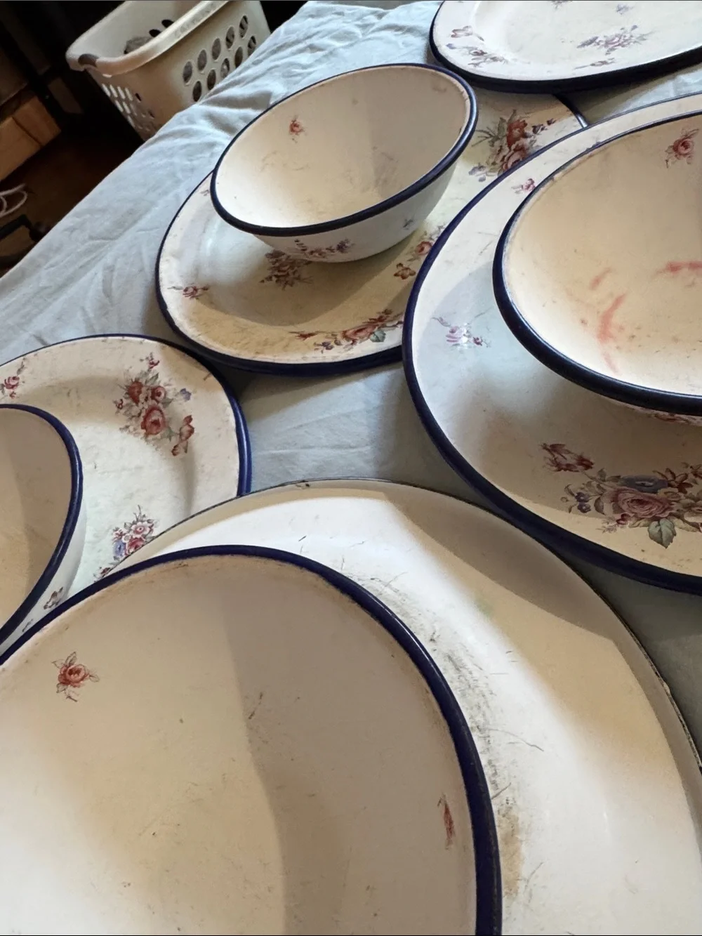 Floral Rimmed Dinnerware Set in Cream and Blue